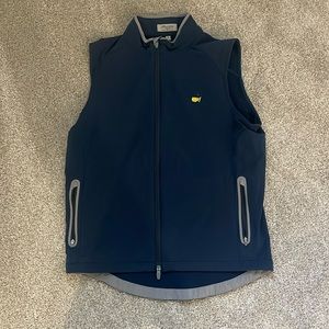 Like new Men’s navy Masters vest.